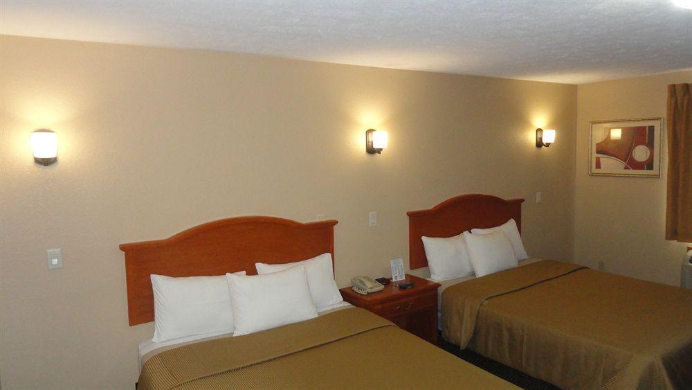 Eco-Lux Inn Норфолк Екстер'єр фото